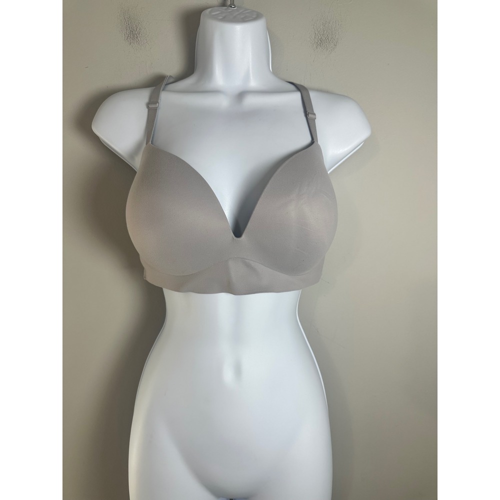 Victoria's Secret Incredible Push Up Wireless Padded Bra Lace Racerback 34DD